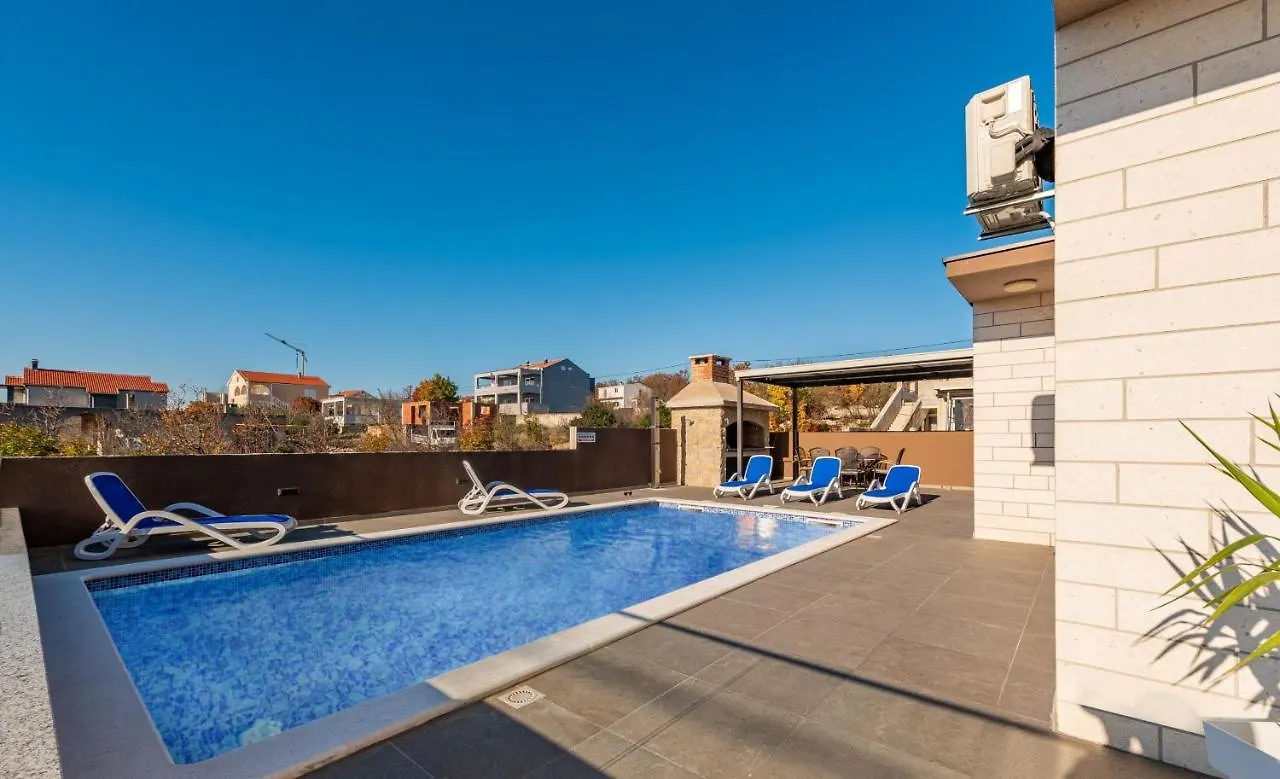 Villa Azeret Zadarvillas Maslenica 0*,